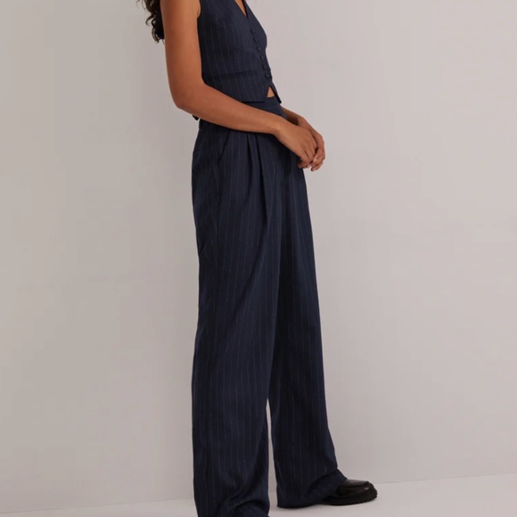 Favorite Daughter Favorite Pant Navy Pinstripe - Picture 4 of 11